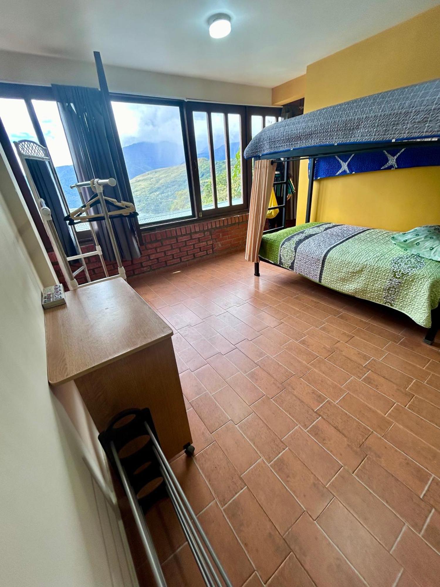 Villa Camila Hostel Coroico Room photo