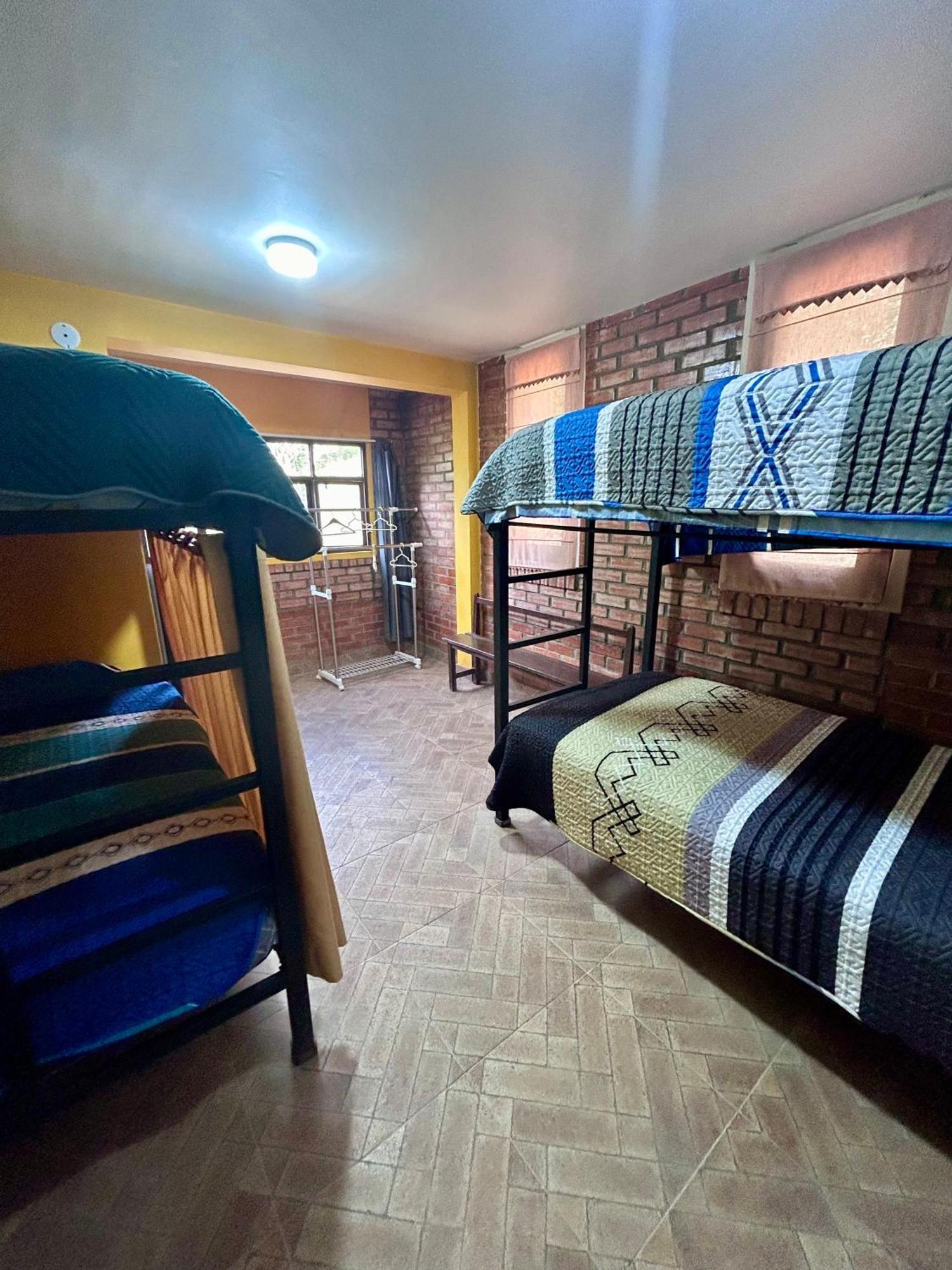 Villa Camila Hostel Coroico Room photo